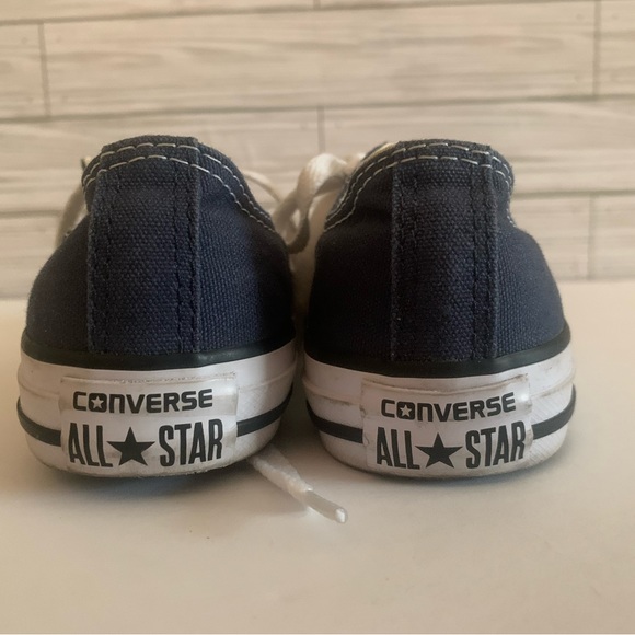 Boys Converse Size 3 - Picture 5 of 6